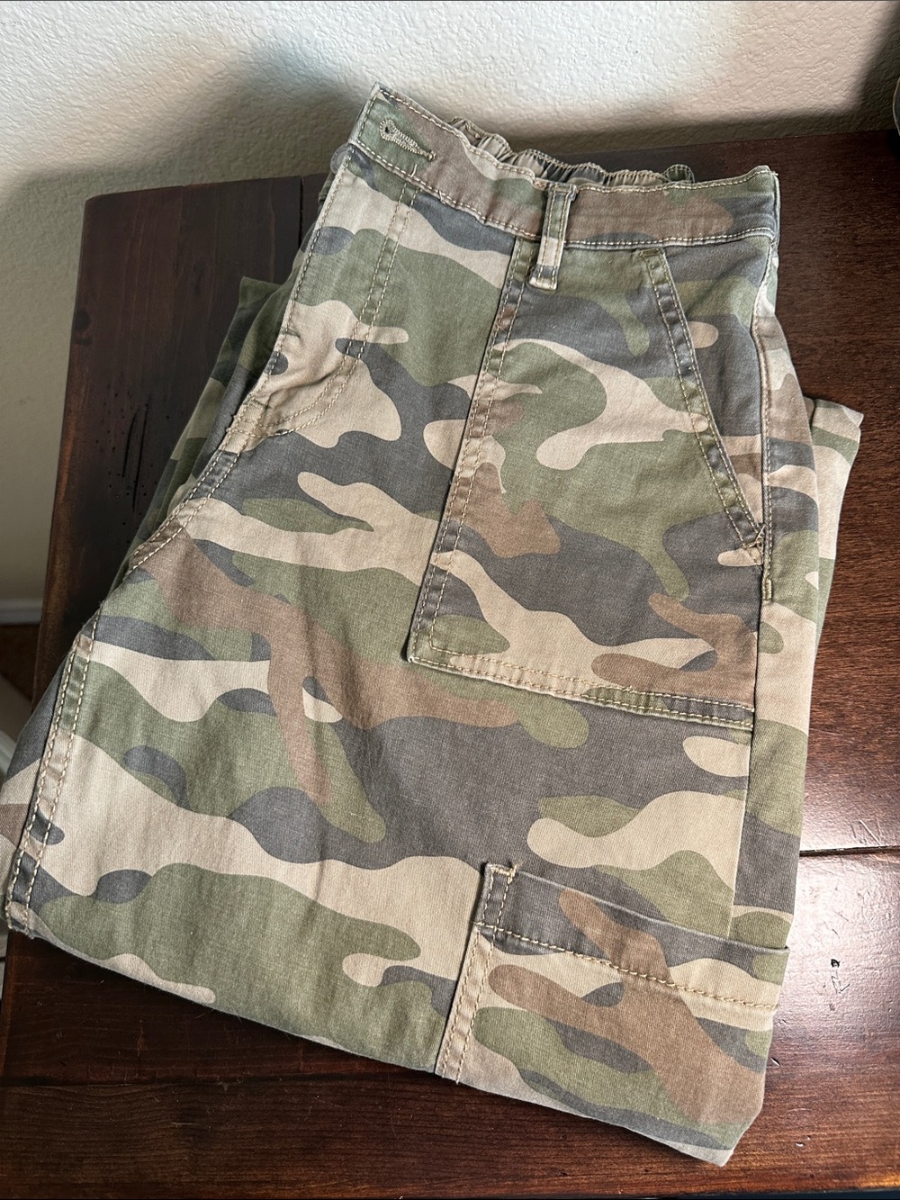 No Boundaries Wide Leg Camo Cargo pants size M